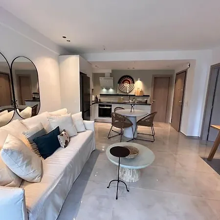 O Live Kalamata Apartment Exterior photo